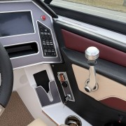 2024 Mastercraft XT20 - Midnite Black/Sangria Flake